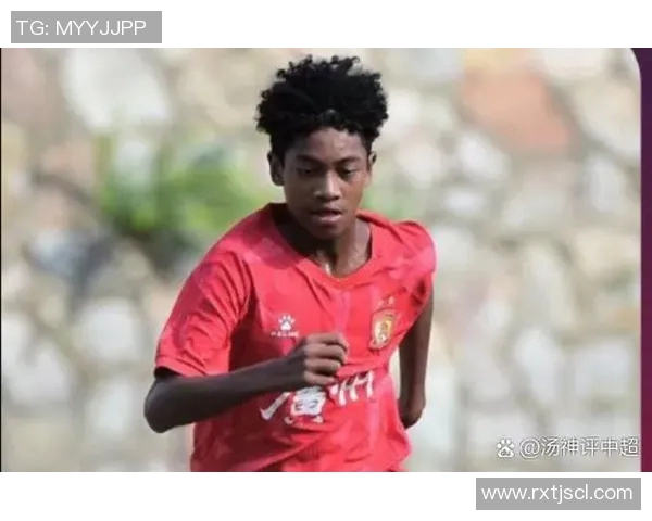 全球足球十大名门球星排名揭晓 谁将成为历史最佳球员之王